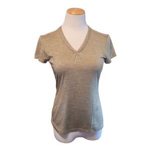 REI Short Sleeve  Sage Green V-Neck Activewear Top womens XS